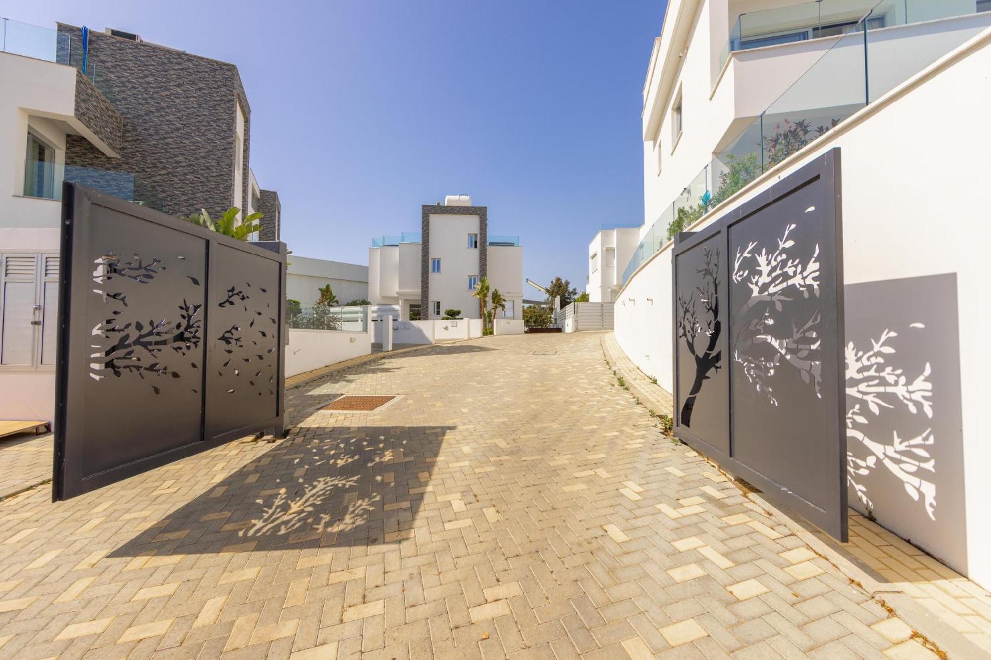 פרוטאראס Fig Tree Bay Residences 3 מראה חיצוני תמונה